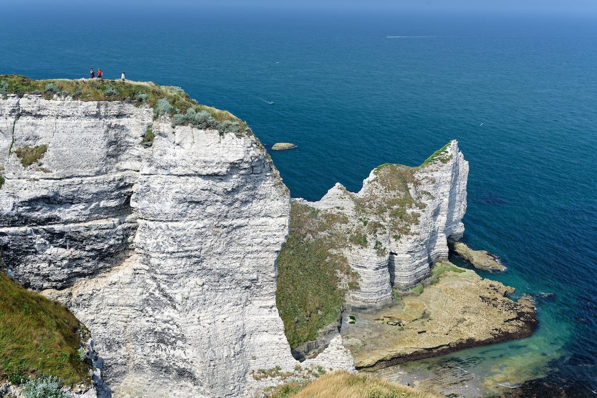 Les différences culturelles entre la France et l&rsquo;Angleterre : ce que vous devez savoir